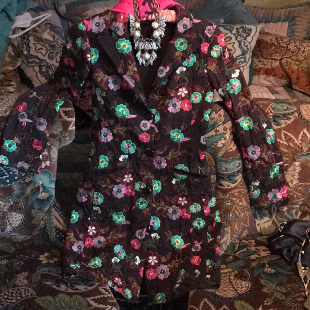 Johnny Was embroidered coat sz S